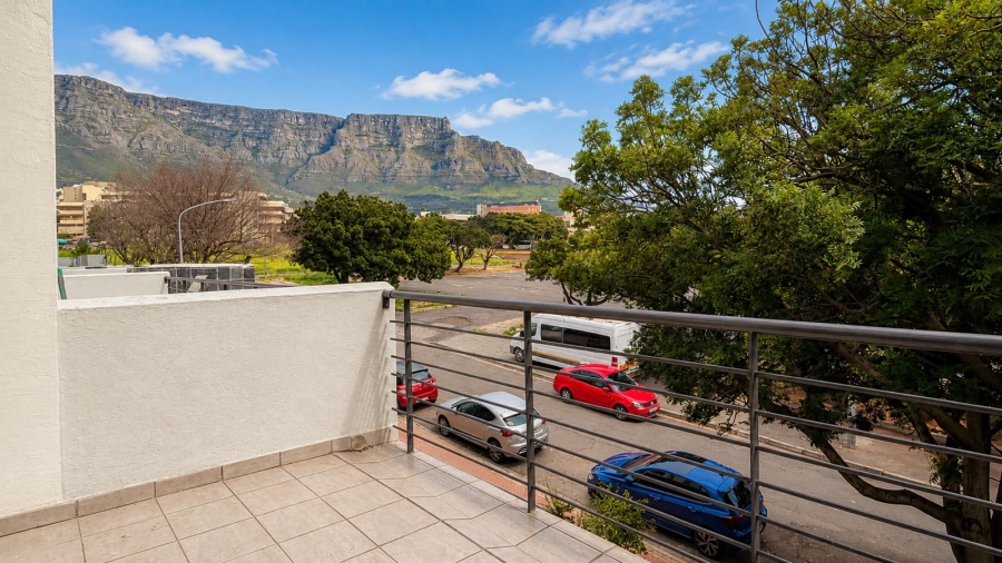 1 Bedroom Property for Sale in Zonnebloem Western Cape